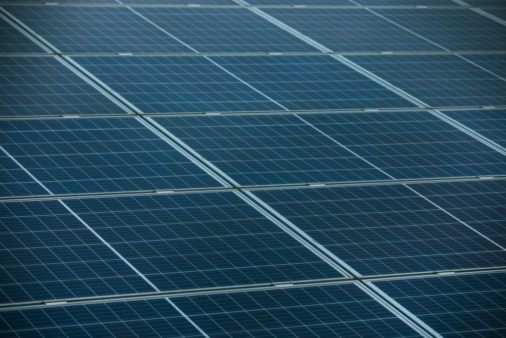 Deutschland vergibt 2,23 GW in PV-Ausschreibung mit niedrigstem Gebot von 0,0362 €/kWh